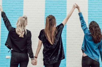 Zodiac Signs with Unbreakable Friendships